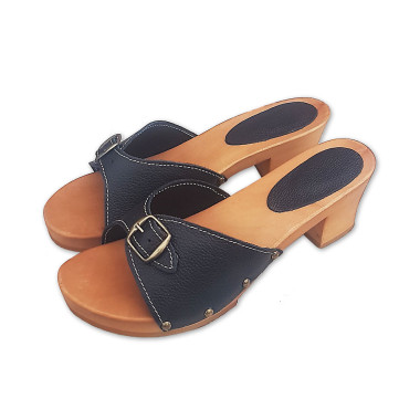 Dámske dreváky na podpätku čierne