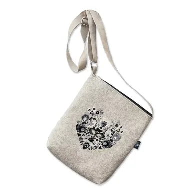 Filcová kabelka - Čiernobiele srdce