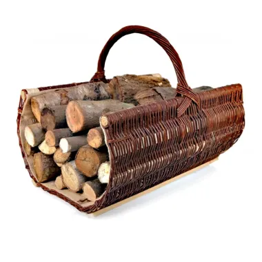 Prútený kôš na drevo ku krbu