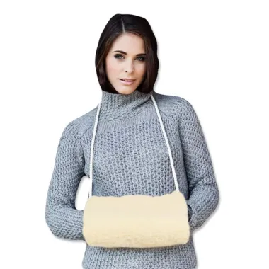 Rukávnik z ovčej vlny prírodný