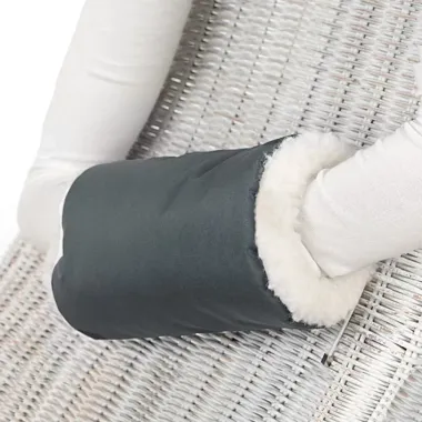 Rukávník s ovčí vlnou - Sivý